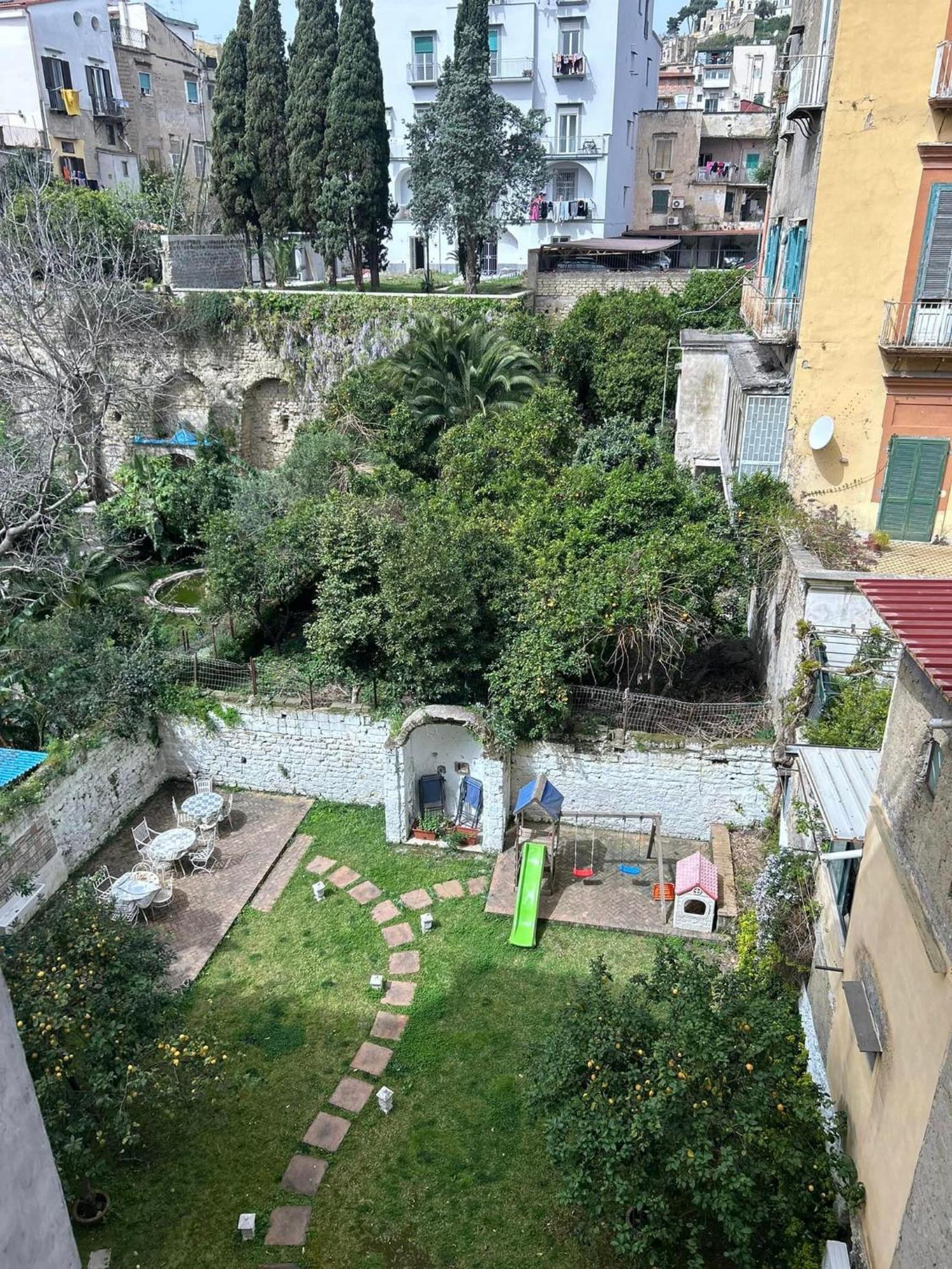 B&B Next Stop Napoli Екстер'єр фото