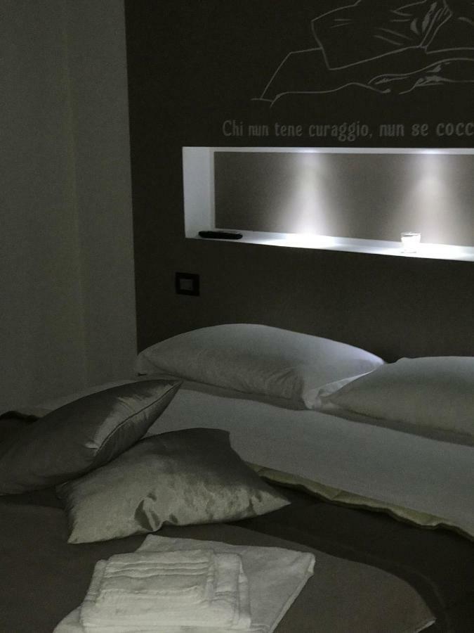 B&B Next Stop Napoli Екстер'єр фото
