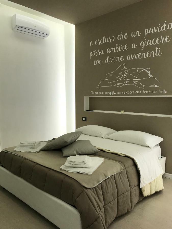 B&B Next Stop Napoli Екстер'єр фото